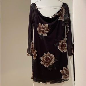 FLORAL BLACK MINI DRESS